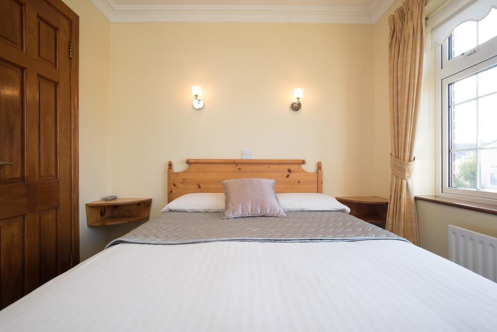 Anbelle Lodge Голуей Екстериор снимка