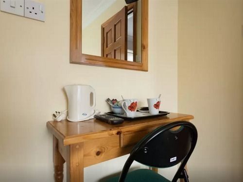 Anbelle Lodge Голуей Екстериор снимка